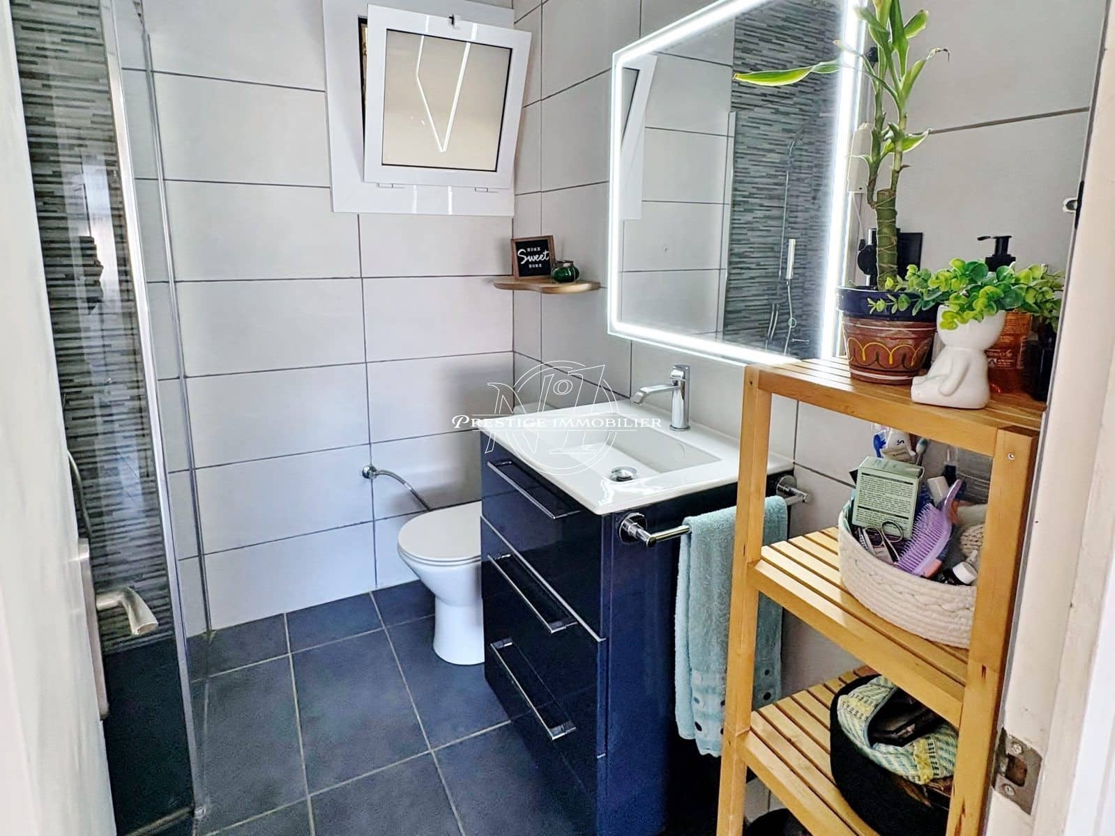 2 bedroom Apartment for sale in Roses - € 275,000 (Ref: 9373930)