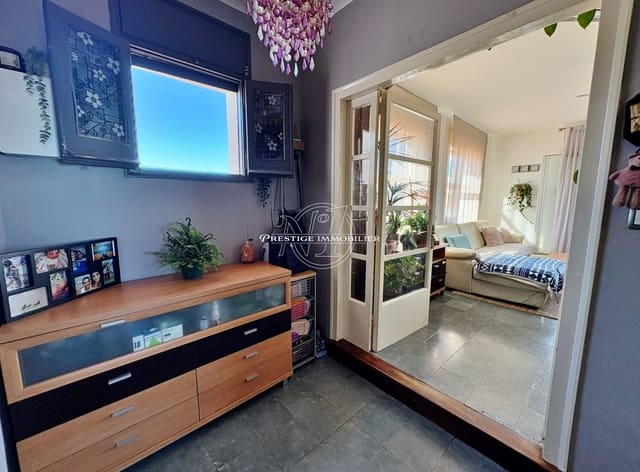 2 Zimmer Apartment zu verkaufen in Roses - 275.000 € (Ref: 9373930)