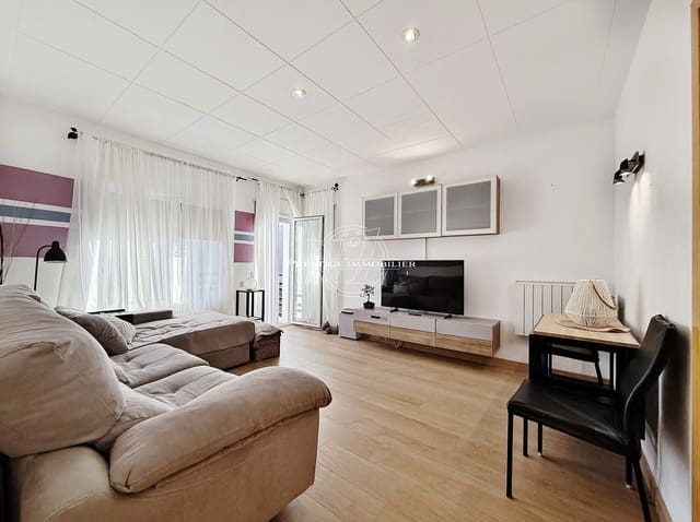 2 bedroom Apartment for sale in Roses - € 179,000 (Ref: 9378270)