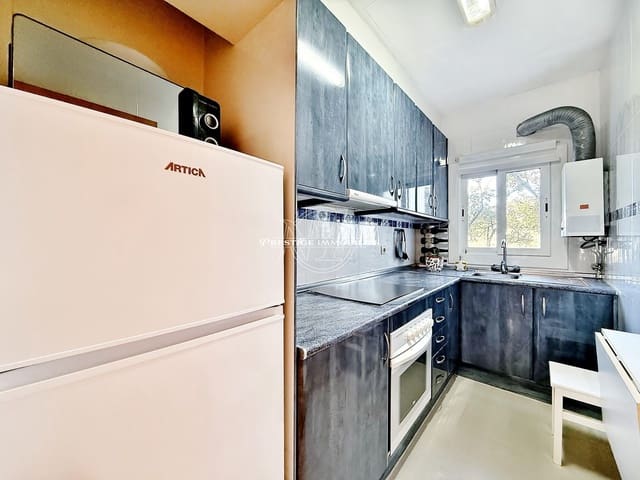 2 bedroom Apartment for sale in Roses - € 179,000 (Ref: 9378270)