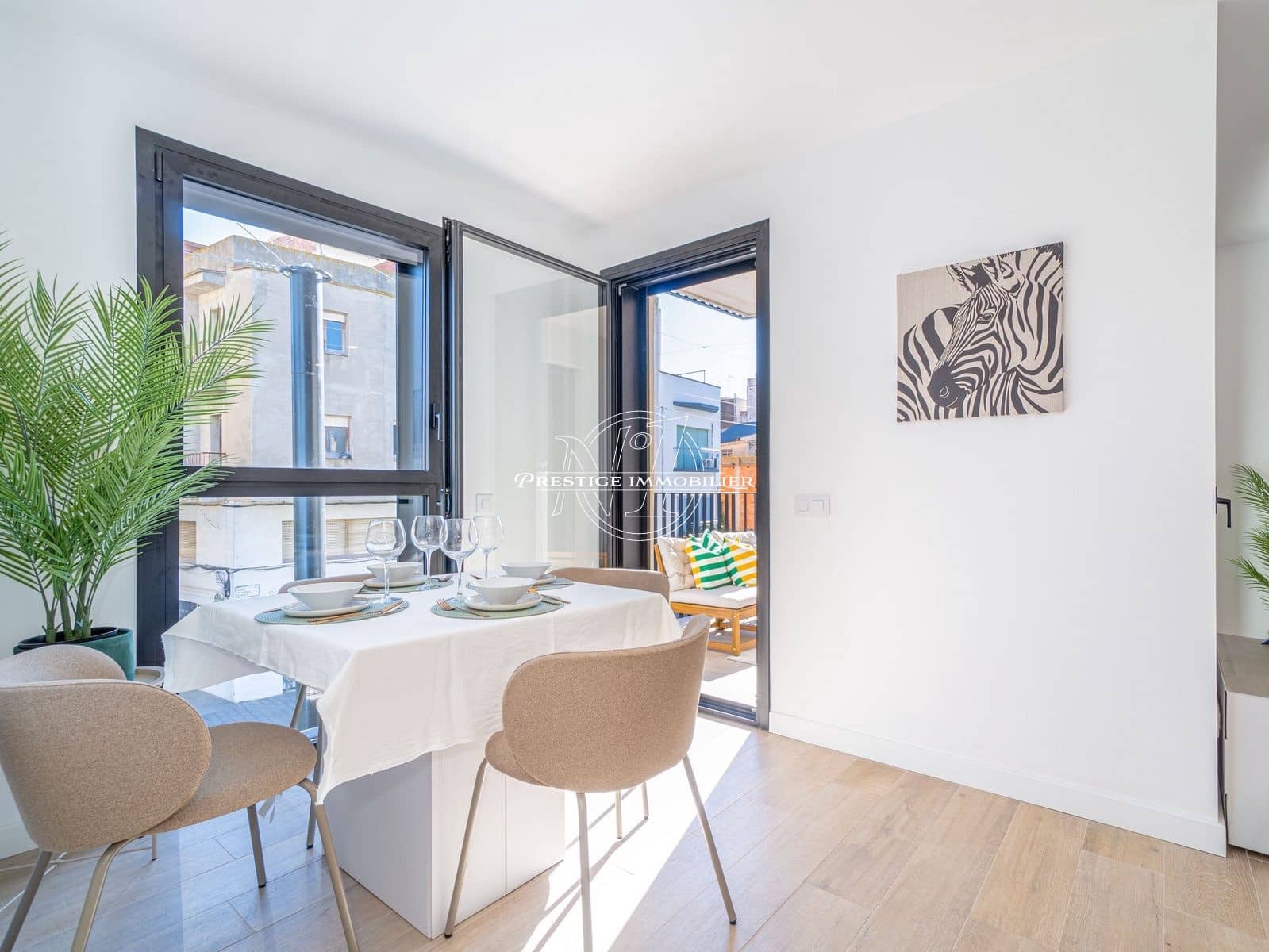 2 bedroom Apartment for sale in Roses - € 310,000 (Ref: 9395870)