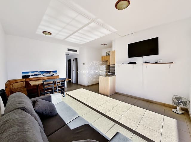 2 slaapkamer Appartement te koop in Empuriabrava, Castelló d'Empúries met zwembad - € 199.000 (Ref: 9404755)