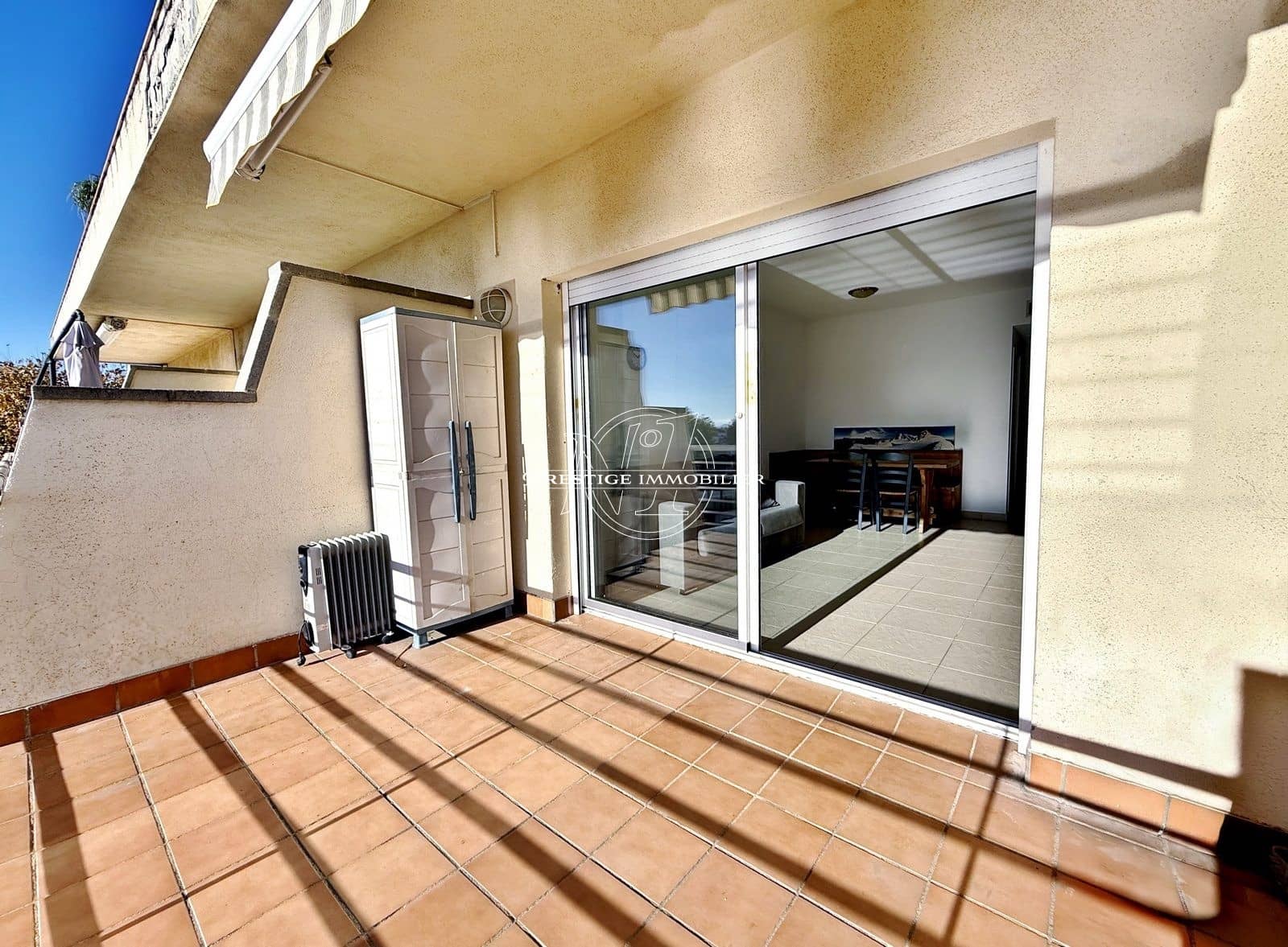 2 bedroom Apartment for sale in Empuriabrava with pool - € 199,000 (Ref: 9404755)