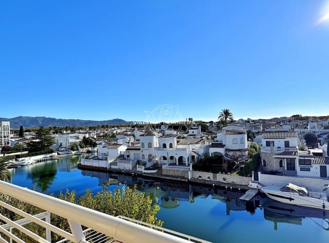 2 slaapkamer Appartement te koop in Empuriabrava, Castelló d'Empúries met zwembad - € 199.000 (Ref: 9404755)