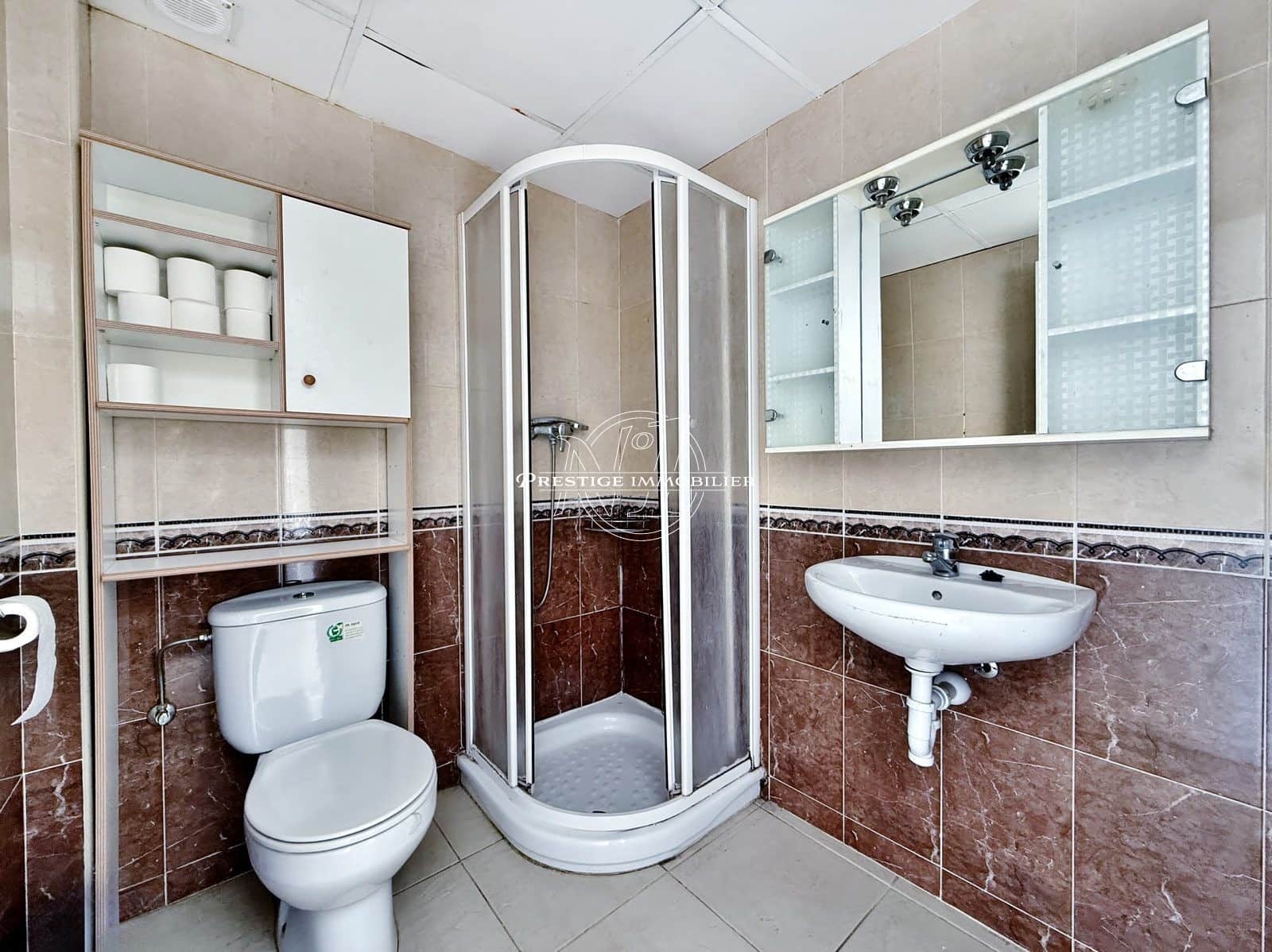 2 bedroom Apartment for sale in Empuriabrava with pool - € 199,000 (Ref: 9404755)