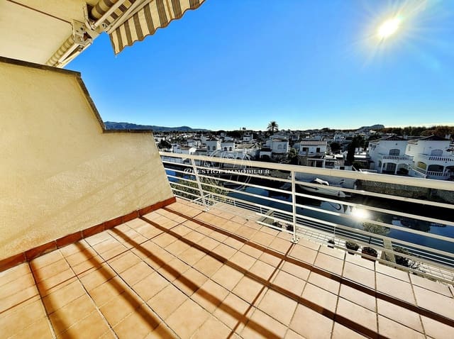 2 slaapkamer Appartement te koop in Empuriabrava, Castelló d'Empúries met zwembad - € 199.000 (Ref: 9404755)