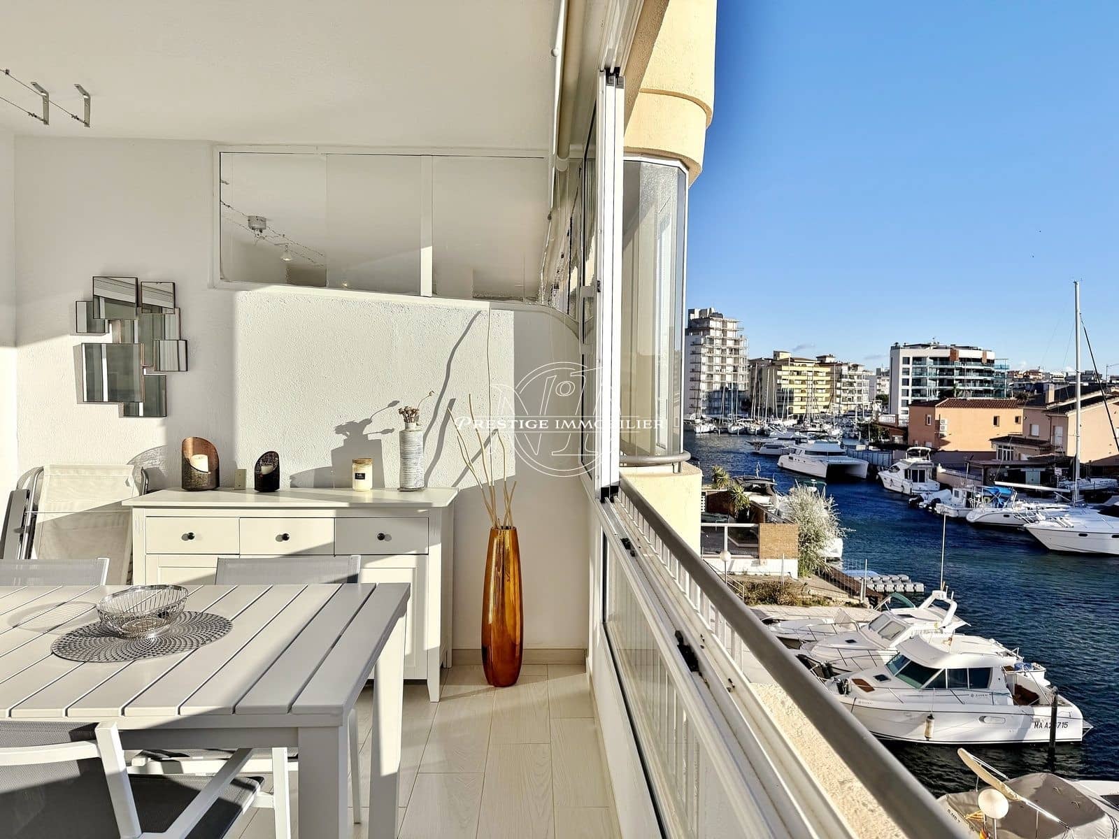 2 bedroom Apartment for sale in Roses - € 330,000 (Ref: 9415242)