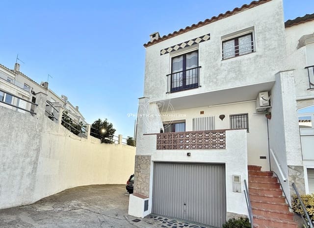 2 chambre Appartement à vendre à Roses avec piscine - 245 000 € (Ref: 9433377)