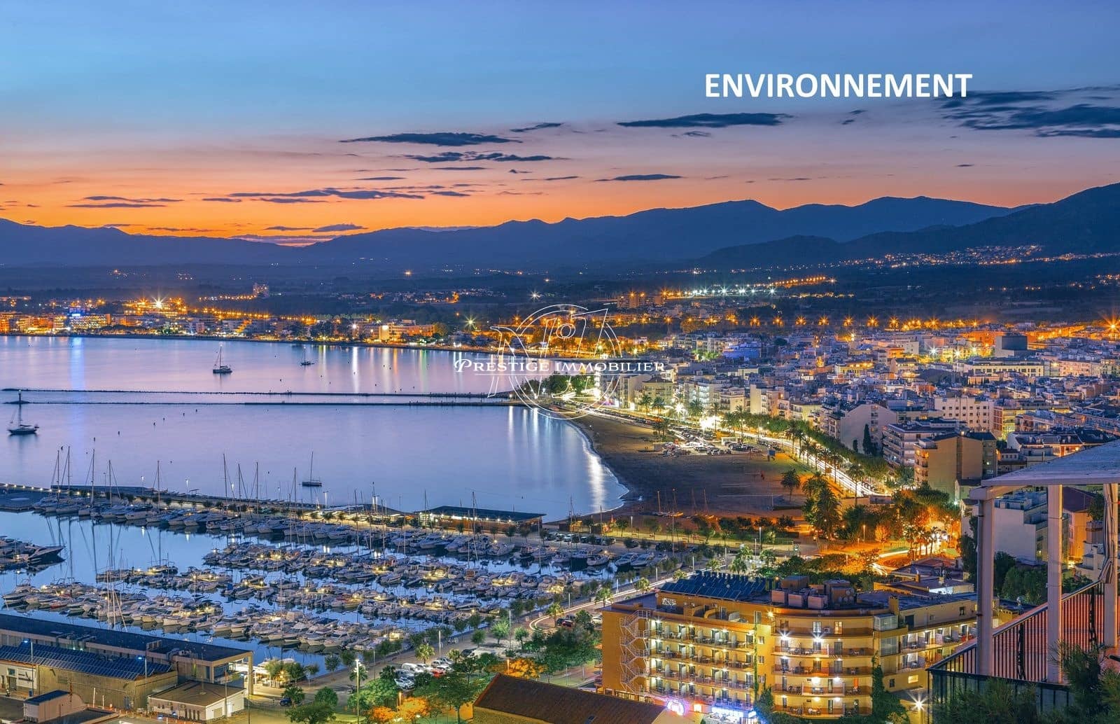 2 bedroom Apartment for sale in Roses with pool - € 245,000 (Ref: 9433377)