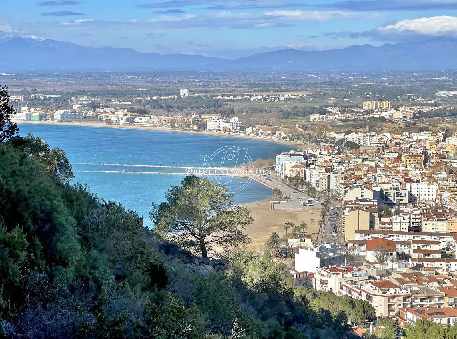 1 bedroom Apartment for sale in Roses - € 169,000 (Ref: 9436448)