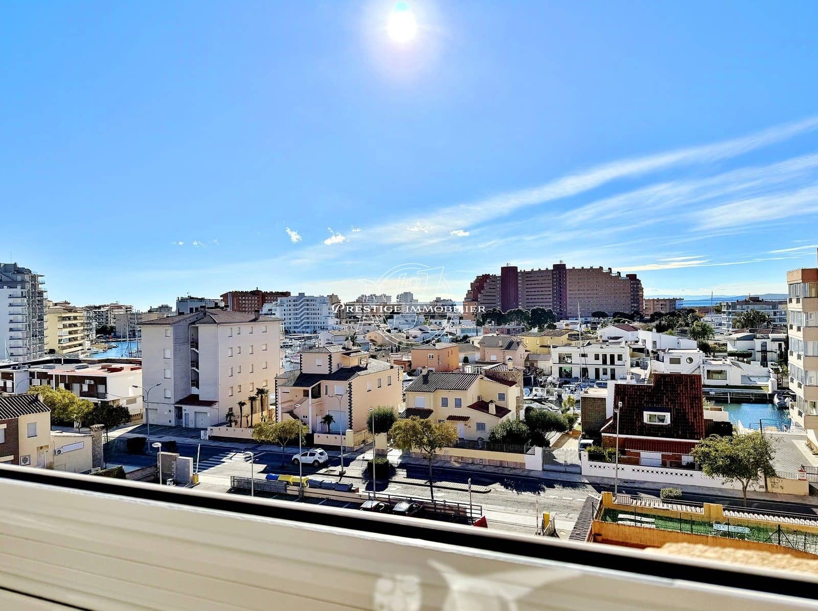 1 bedroom Apartment for sale in Roses - € 139,000 (Ref: 9448559)