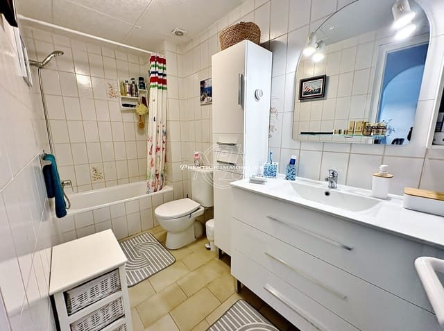 1 soveværelse Lejlighed til salg i Empuriabrava, Castelló d'Empúries med swimmingpool - € 159.000 (Ref: 9448670)