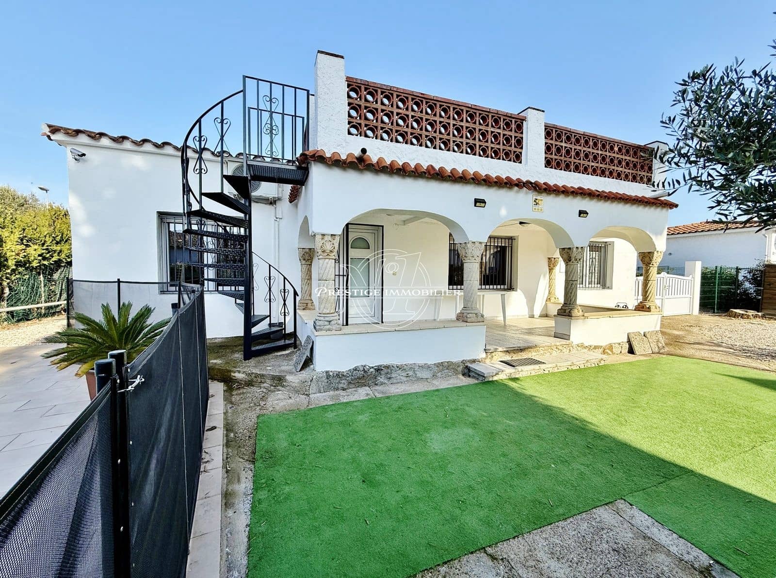 2 chambre Villa/Maison à vendre à Roses - 349 000 € (Ref: 9469987)