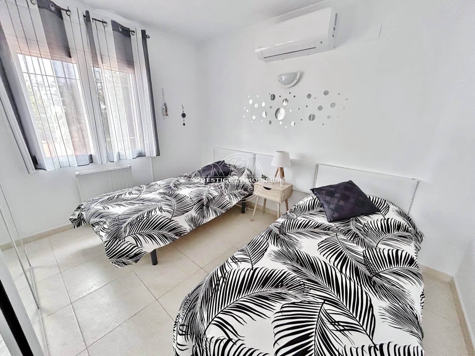 4 sypialnia Willa na sprzedaż w Roses z basenem - 695 000 € (Ref: 9511983)