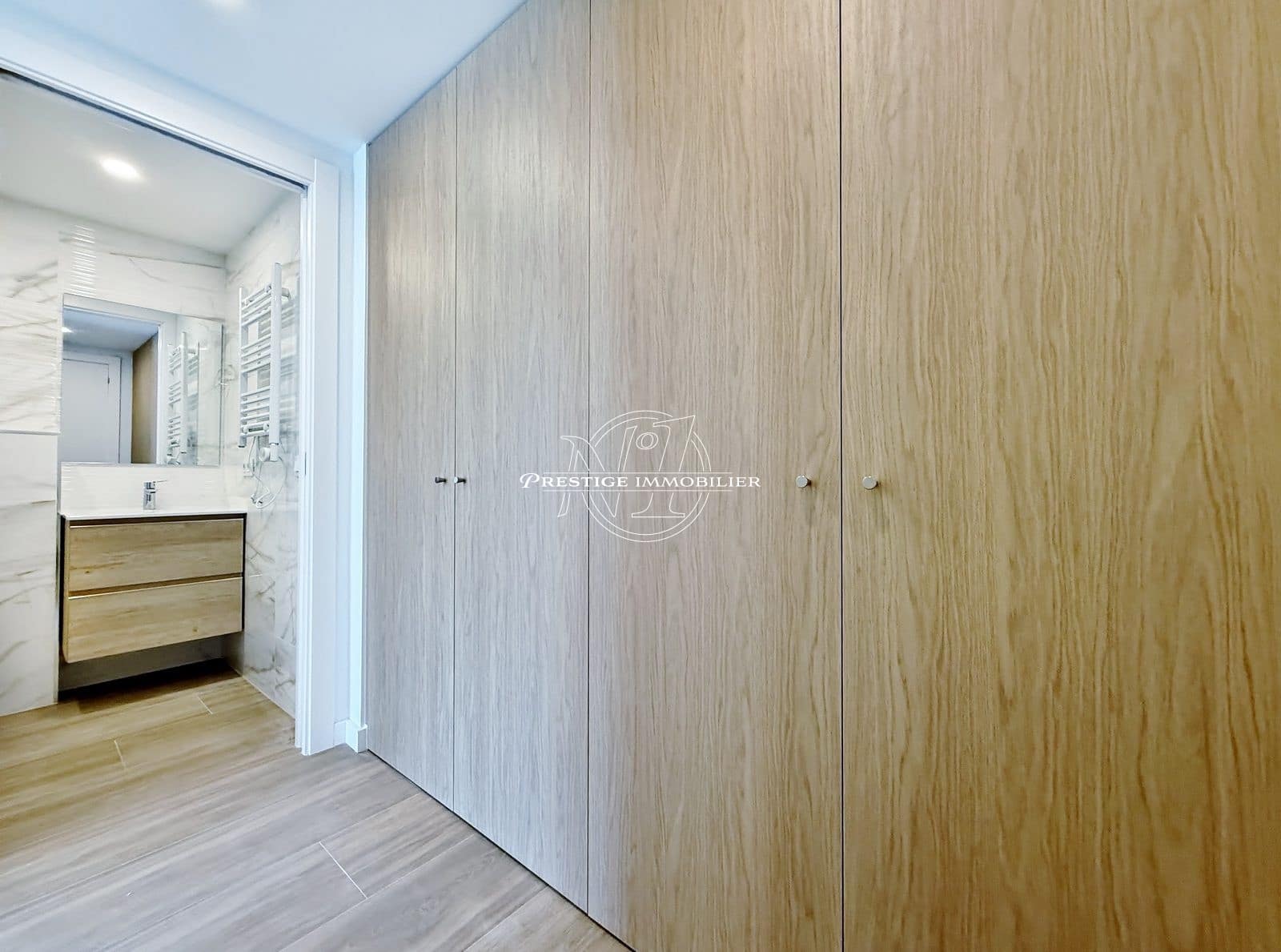 3 bedroom Apartment for sale in Roses with pool - € 347,800 (Ref: 9518866)