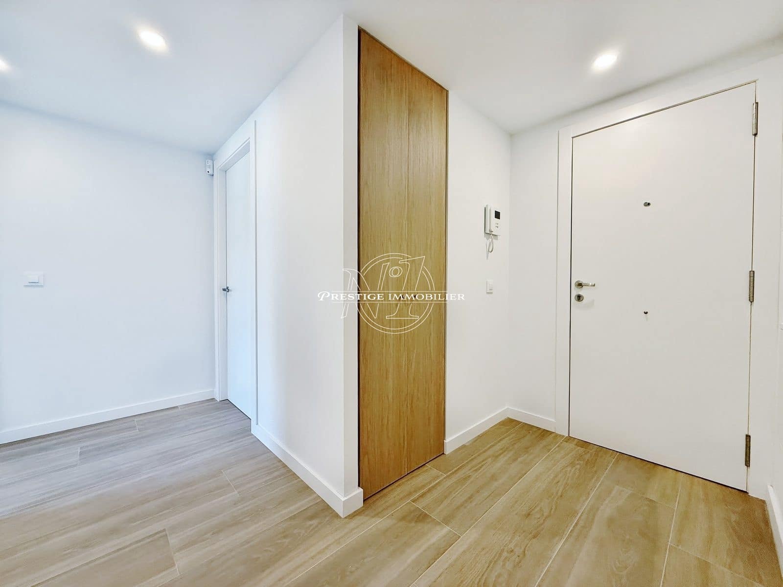 3 bedroom Apartment for sale in Roses with pool - € 347,800 (Ref: 9518866)