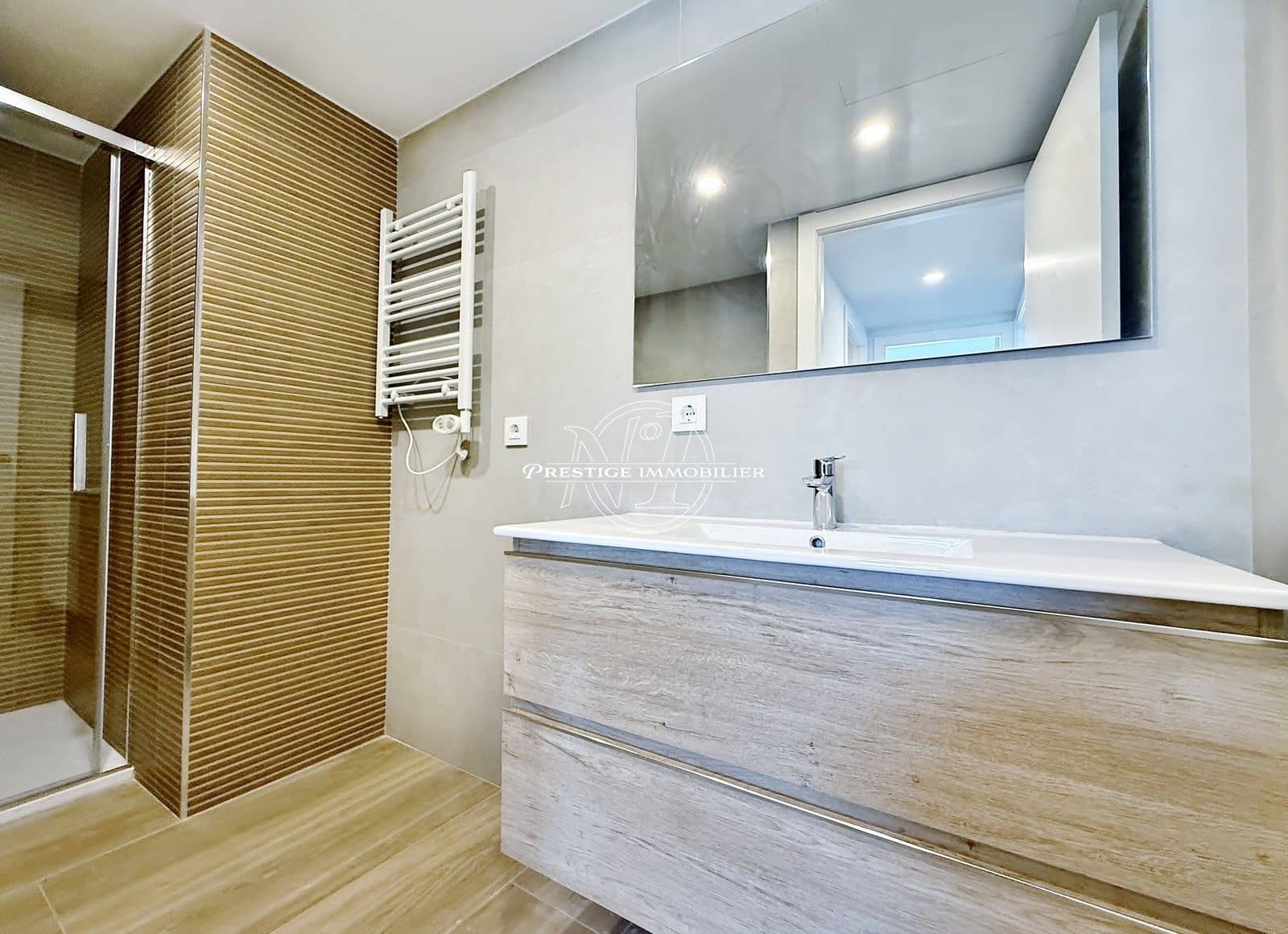 3 bedroom Apartment for sale in Roses with pool - € 347,800 (Ref: 9518866)