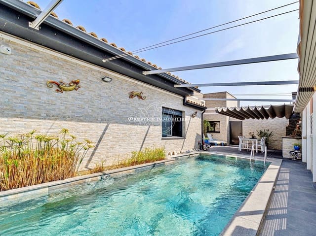 3 soverom Villa til salgs i Empuriabrava, Castelló d'Empúries med svømmebasseng - € 530 000 (Ref: 9524113)