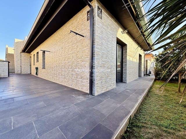 3 soverom Villa til salgs i Empuriabrava, Castelló d'Empúries med svømmebasseng - € 530 000 (Ref: 9524113)