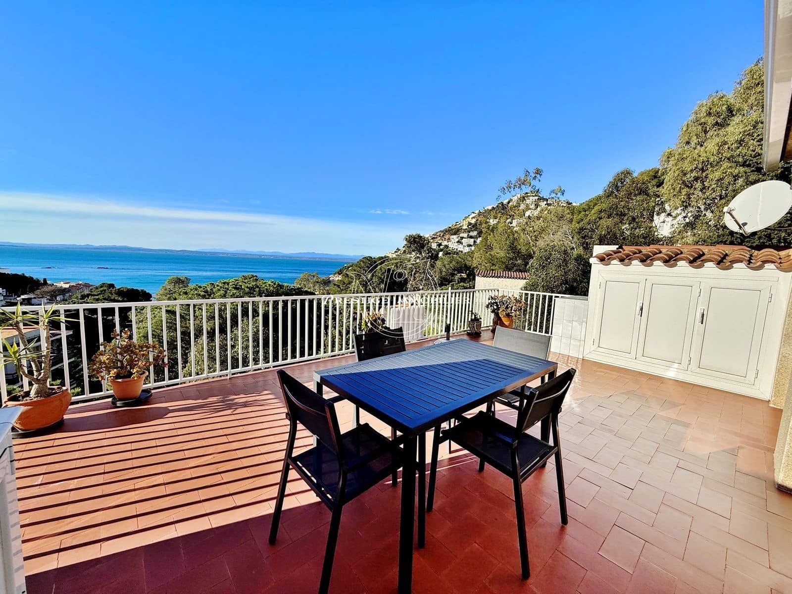 Apartamento de 2 habitaciones en Roses en venta - 360.000 € (Ref: 9533473)