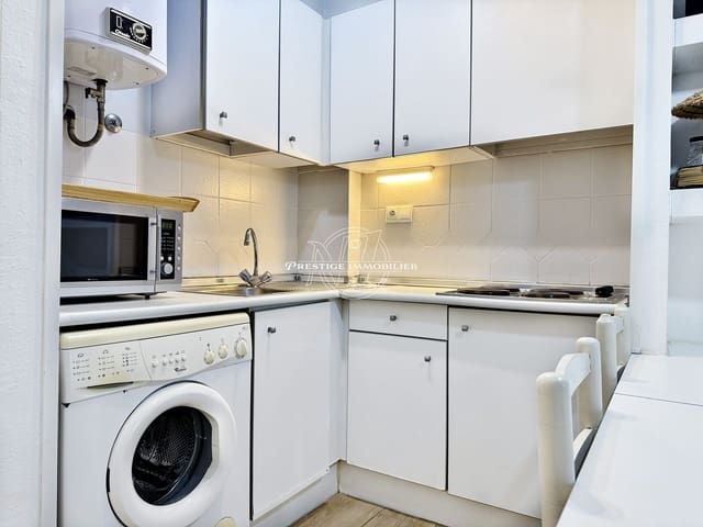 2 soverom Leilighet til salgs i Roses med svømmebasseng - € 159 000 (Ref: 9547120)