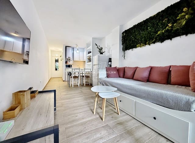 2 soverom Leilighet til salgs i Roses med svømmebasseng - € 159 000 (Ref: 9547120)