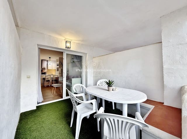 2 soverom Leilighet til salgs i Roses med svømmebasseng - € 159 000 (Ref: 9547120)