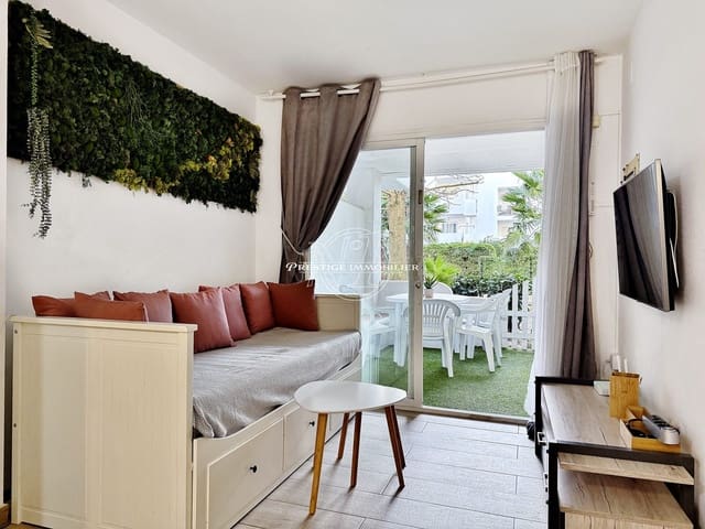 2 soverom Leilighet til salgs i Roses med svømmebasseng - € 159 000 (Ref: 9547120)