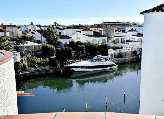 3 sovrum Hus till salu i Empuriabrava, Castelló d'Empúries - 375 000 € (Ref: 9557783)