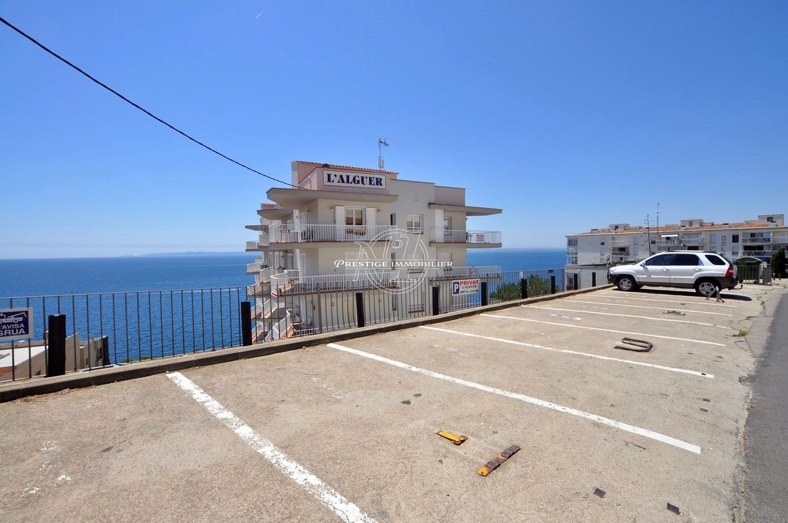 2 slaapkamer Appartement te koop in Roses - € 385.000 (Ref: 9615391)