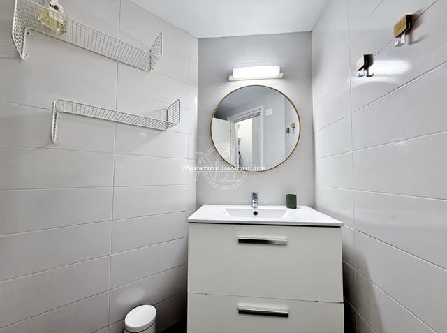 1 makuuhuone Huoneisto myytävänä paikassa Empuriabrava, Castelló d'Empúries - 135 000 € (Ref: 9624192)