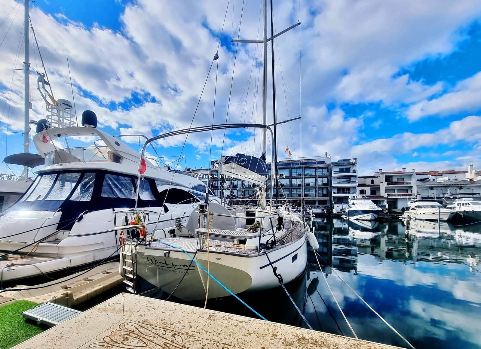 Garage til salg i Empuriabrava - € 285.000 (Ref: 9626522)