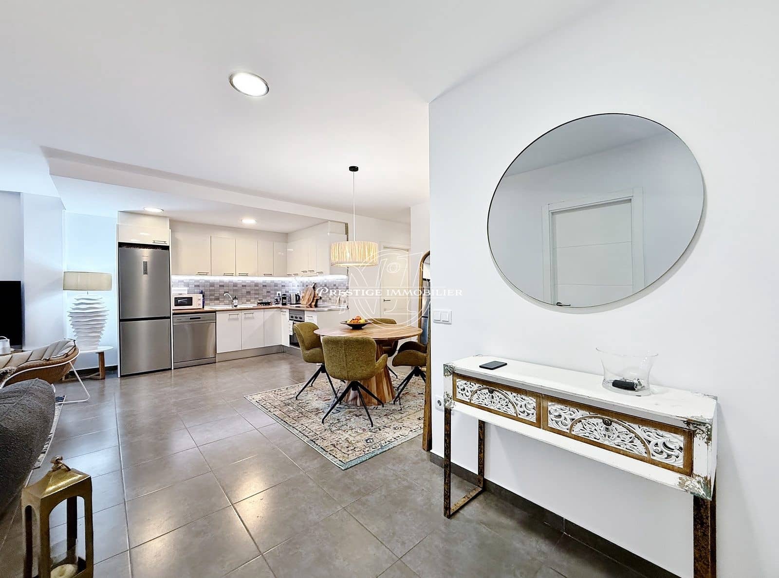 2 slaapkamer Appartement te koop in Roses - € 215.000 (Ref: 9634181)