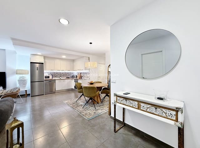 2 slaapkamer Appartement te koop in Roses - € 215.000 (Ref: 9634181)