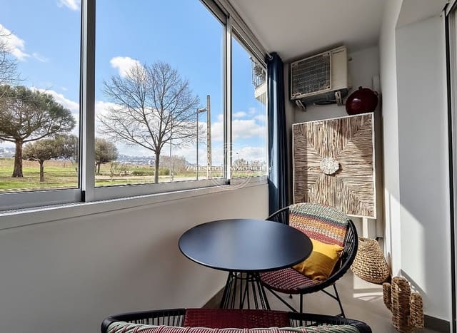 2 slaapkamer Appartement te koop in Roses - € 215.000 (Ref: 9634181)