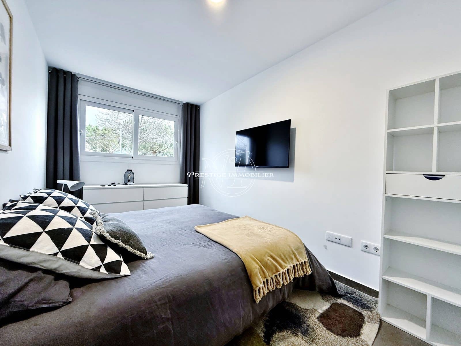 2 slaapkamer Appartement te koop in Roses - € 215.000 (Ref: 9634181)