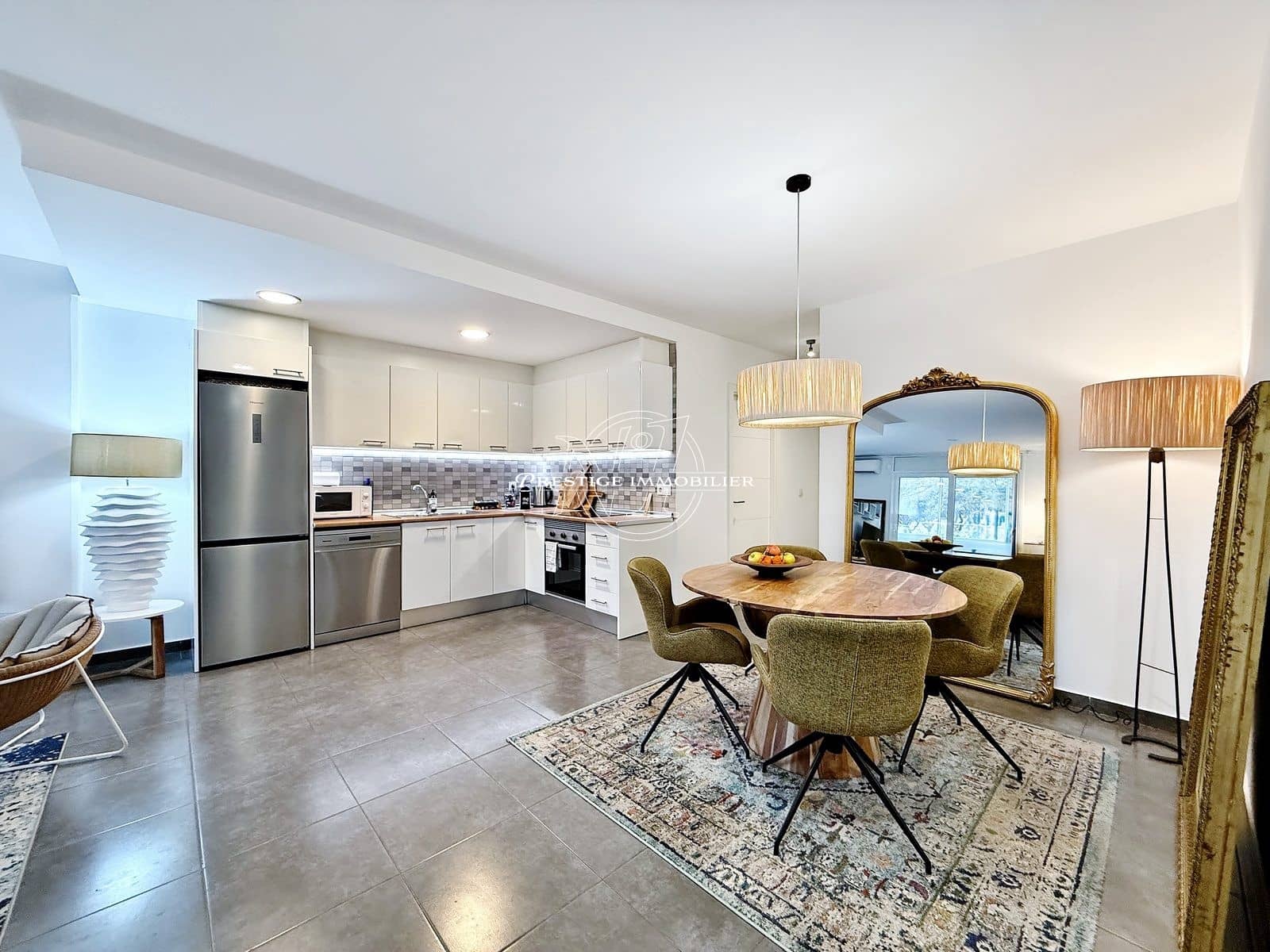 2 slaapkamer Appartement te koop in Roses - € 215.000 (Ref: 9634181)