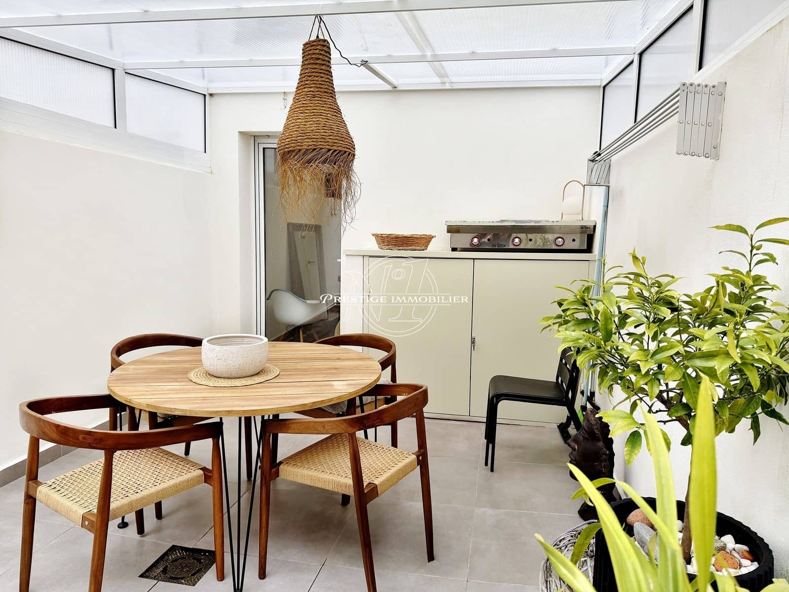 2 slaapkamer Appartement te koop in Roses - € 215.000 (Ref: 9634181)