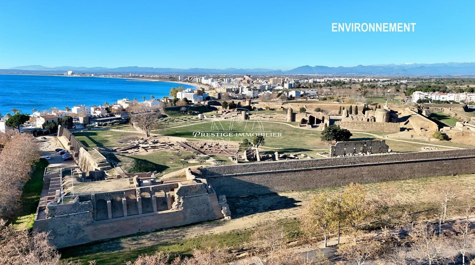 2 slaapkamer Appartement te koop in Roses - € 215.000 (Ref: 9634181)