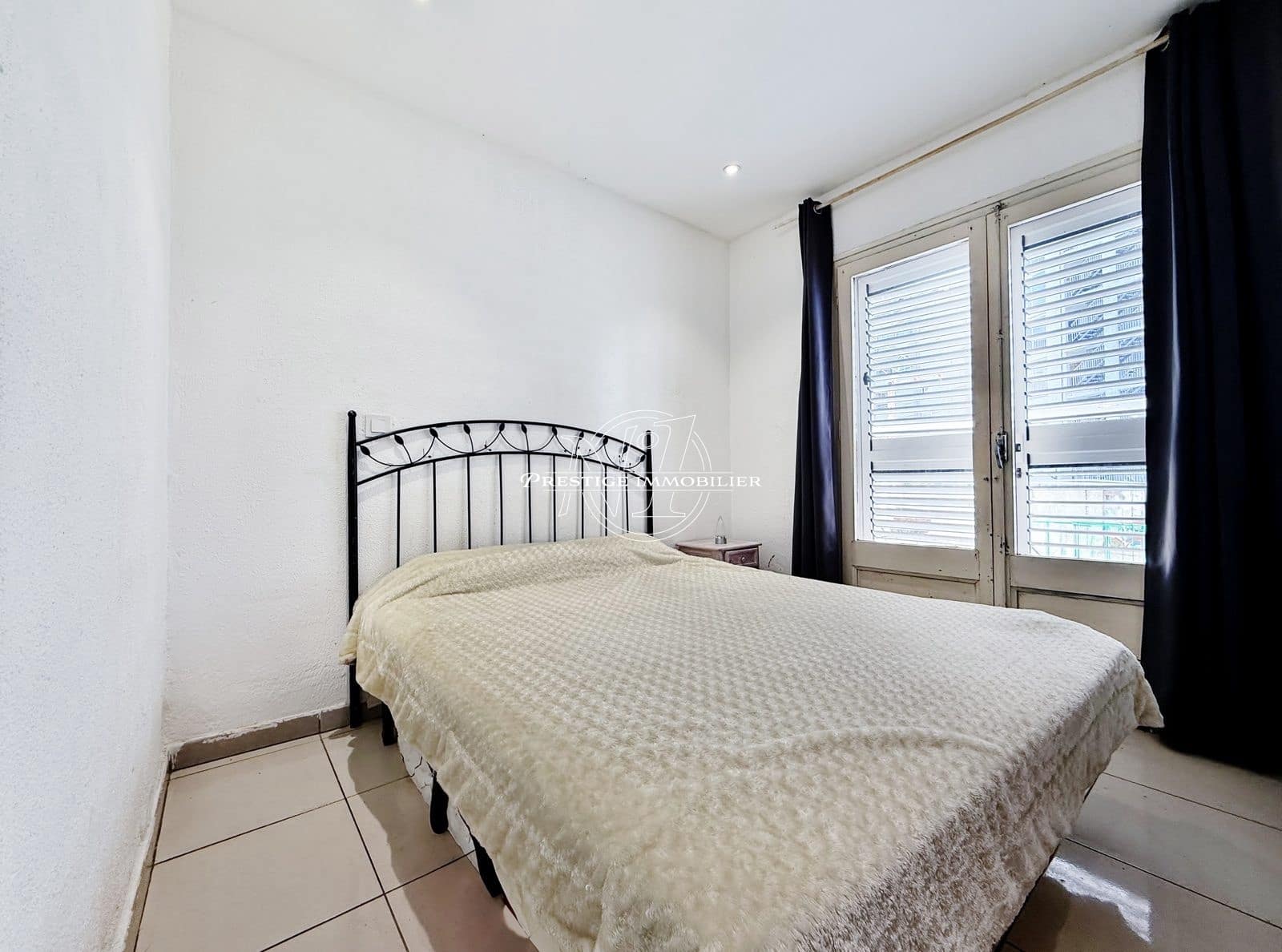 1 soveværelse Strandlejlighed til salg i Empuriabrava - € 70.000 (Ref: 9637519)