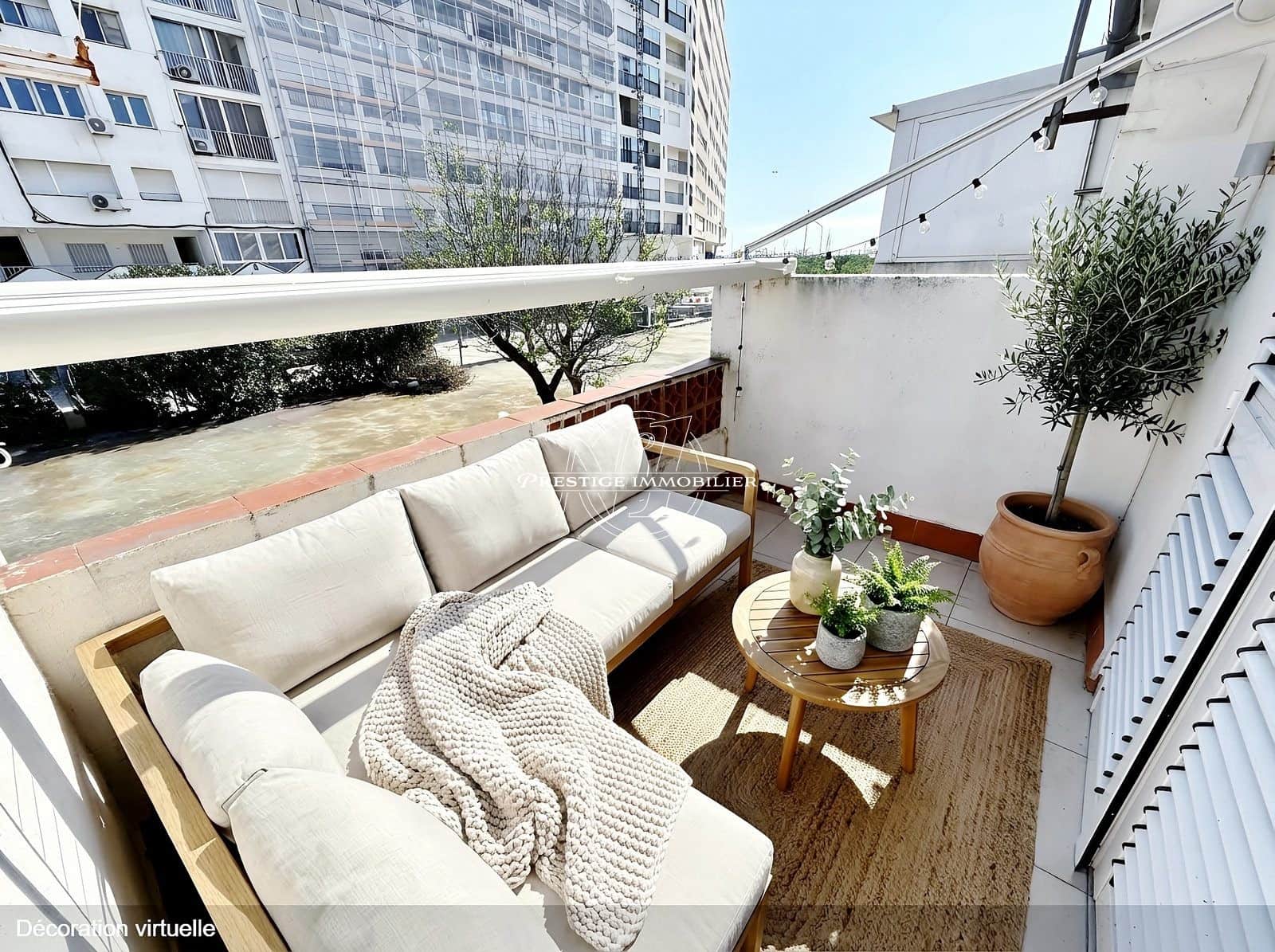 1 soveværelse Strandlejlighed til salg i Empuriabrava - € 70.000 (Ref: 9637519)