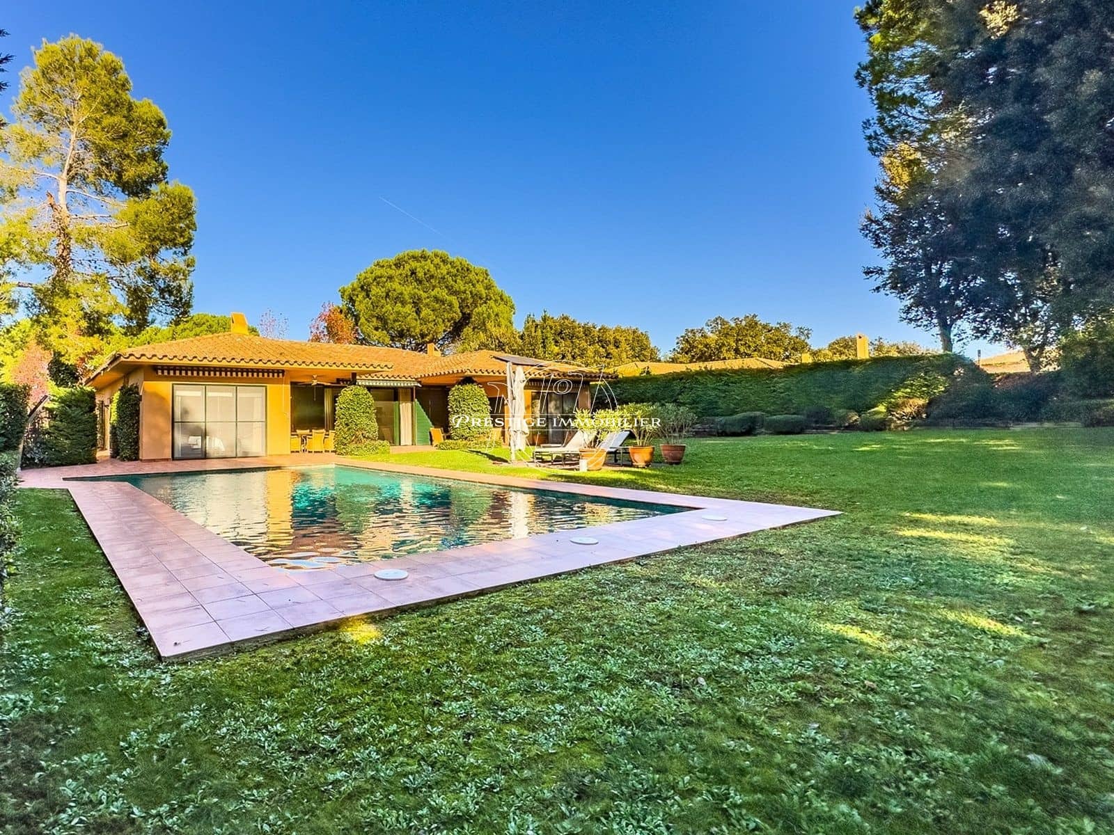 3 slaapkamer Villa te koop in Navata met zwembad - € 980.000 (Ref: 9655864)