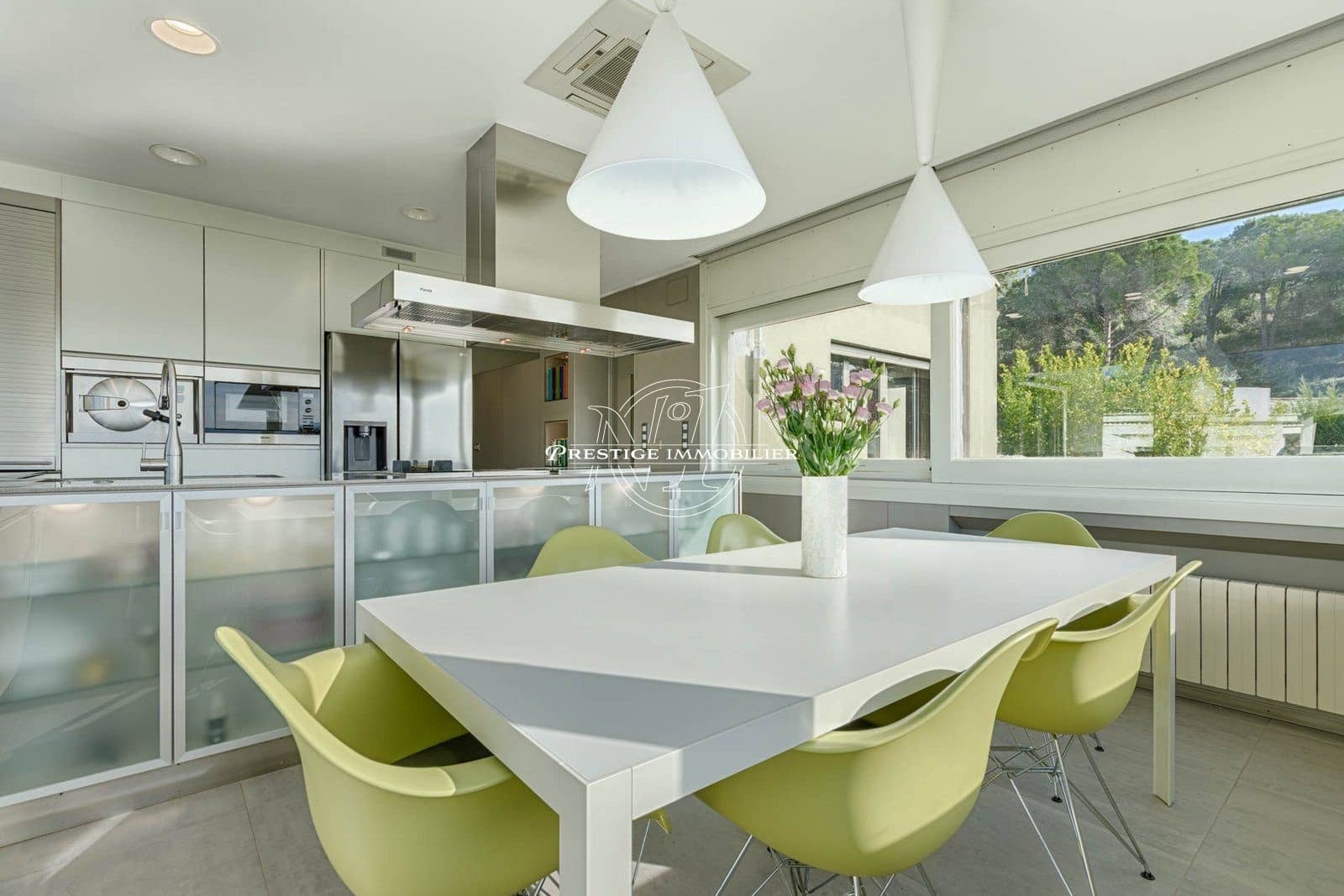 Chalet de 5 habitaciones en La Jonquera en venta con piscina - 890.000 € (Ref: 9665388)