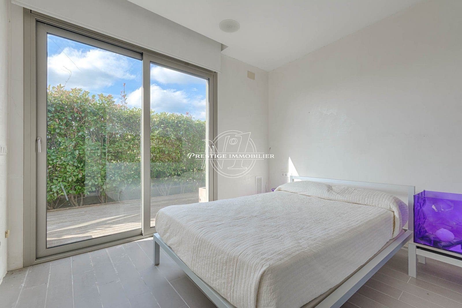 Chalet de 5 habitaciones en La Jonquera en venta con piscina - 890.000 € (Ref: 9665388)