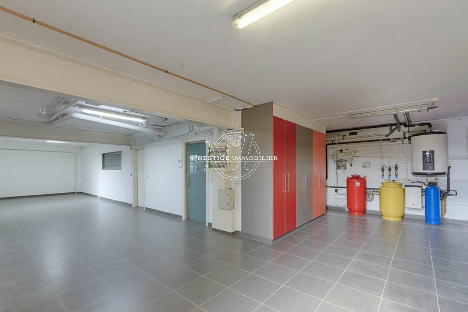 Chalet de 5 habitaciones en La Jonquera en venta con piscina - 890.000 € (Ref: 9665388)