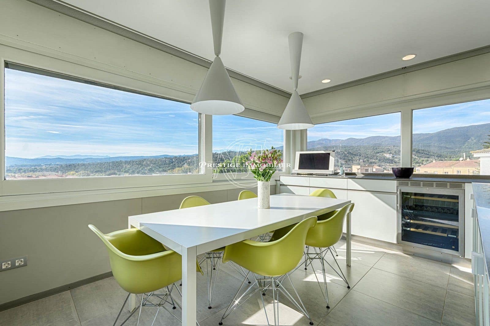 Chalet de 5 habitaciones en La Jonquera en venta con piscina - 890.000 € (Ref: 9665388)