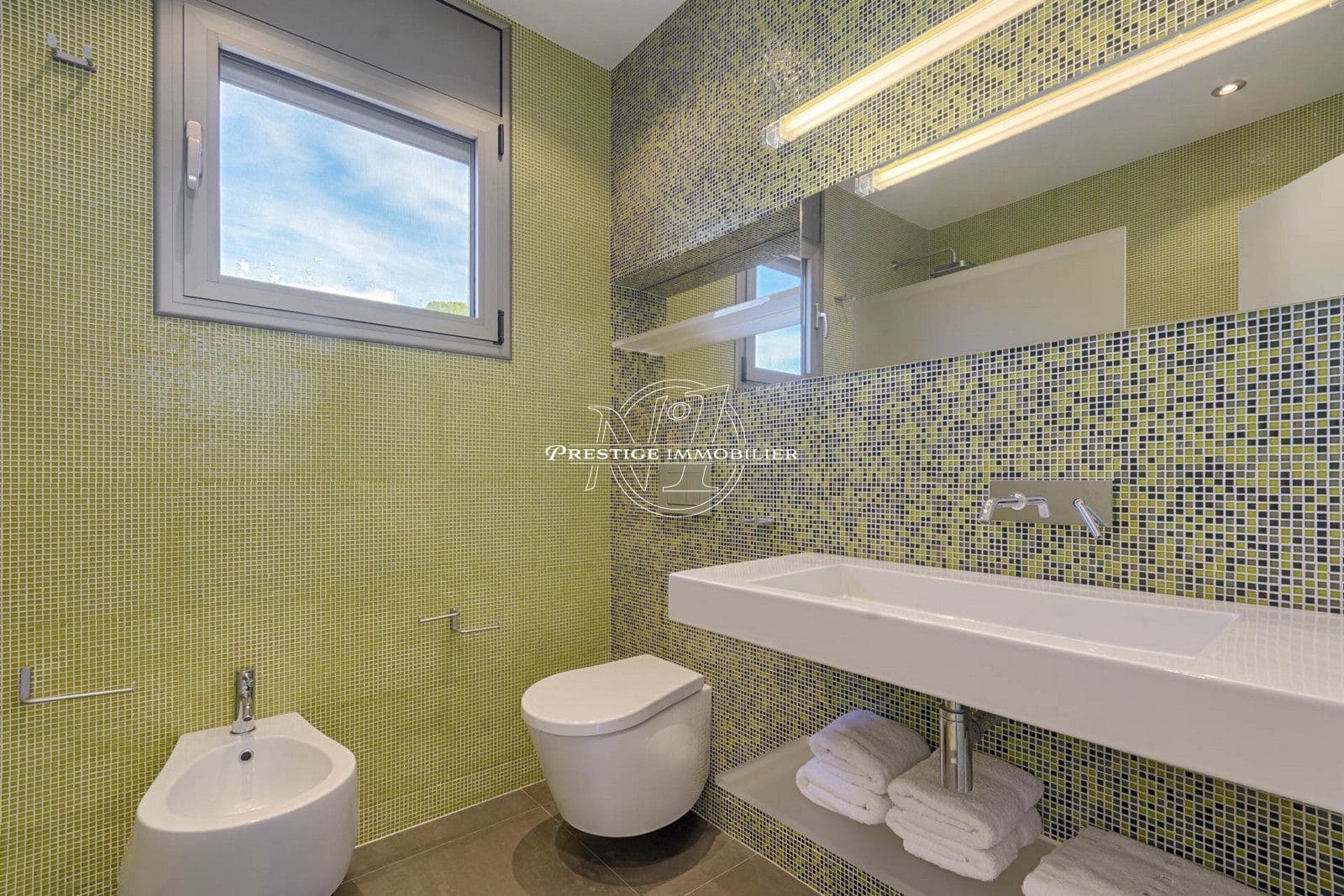 Chalet de 5 habitaciones en La Jonquera en venta con piscina - 890.000 € (Ref: 9665388)