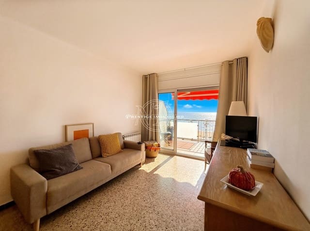 2 bedroom Apartment for sale in Roses - € 319,000 (Ref: 9677432)