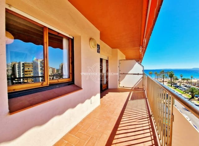 2 bedroom Apartment for sale in Roses - € 349,000 (Ref: 9681430)