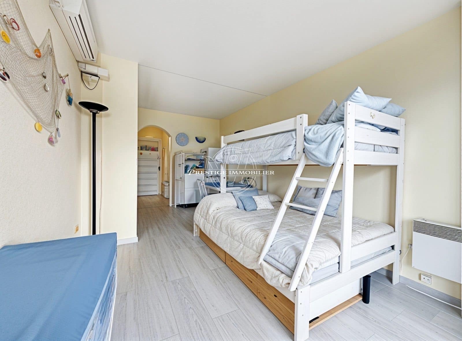 Apartment for sale in Roses with pool - € 99,500 (Ref: 9681431)